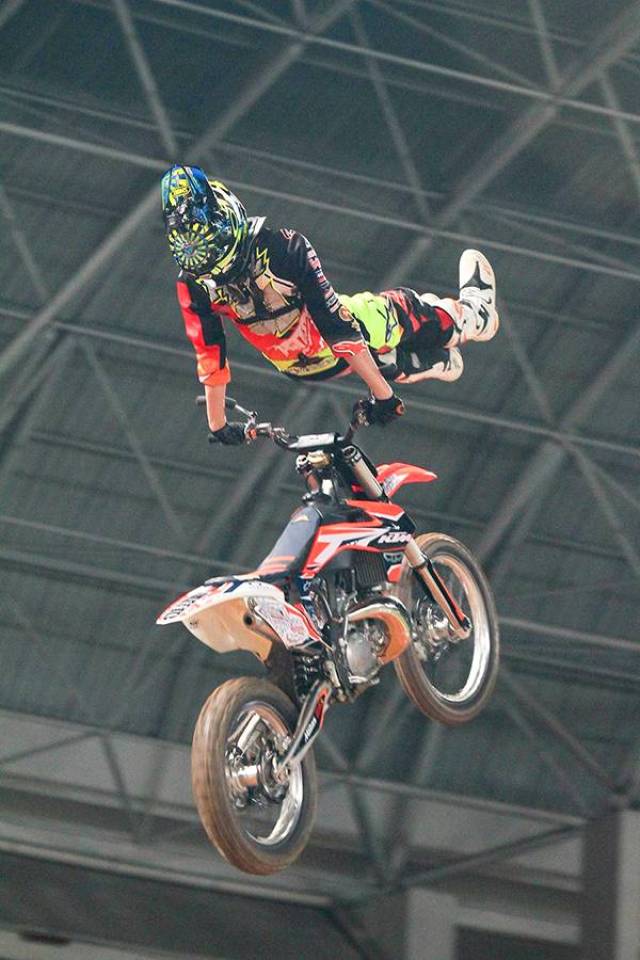 科维托娃连续七场比赛得分超过惊险取胜,美国队挑战极限!的简单介绍 科维托娃连续七场比赛得分超过惊险取胜,美国队挑战极限!的简单介绍